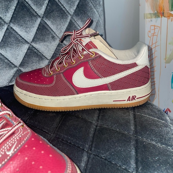 **SOLD** - Picture 4 of 11